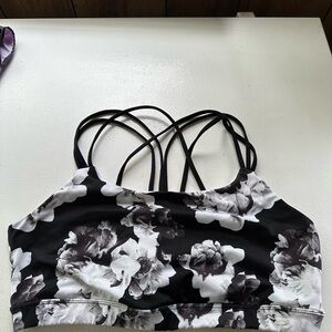 Women’s sport bra. XL Gapfit